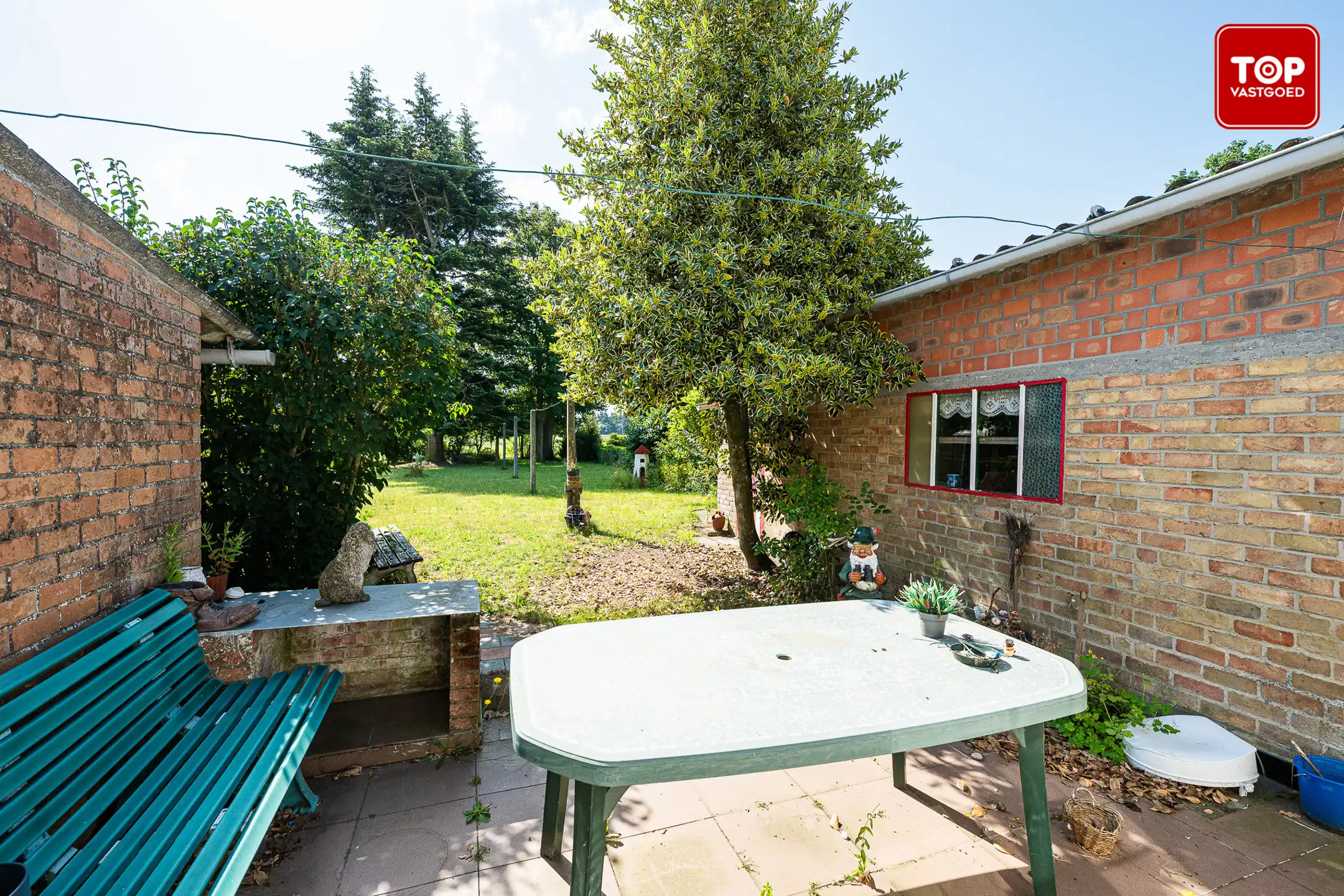 Te renoveren woning met prachtige, zonnige tuin foto 19