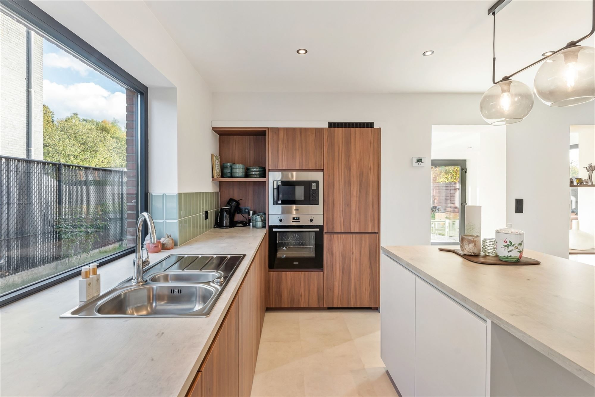 COMPLEET GERENOVEERDE WONING OP PERCEEL VAN BIJNA 8 ARE VLAK BIJ ZOLDER CENTRUM, OMGEVEN DOOR GROEN. foto 11