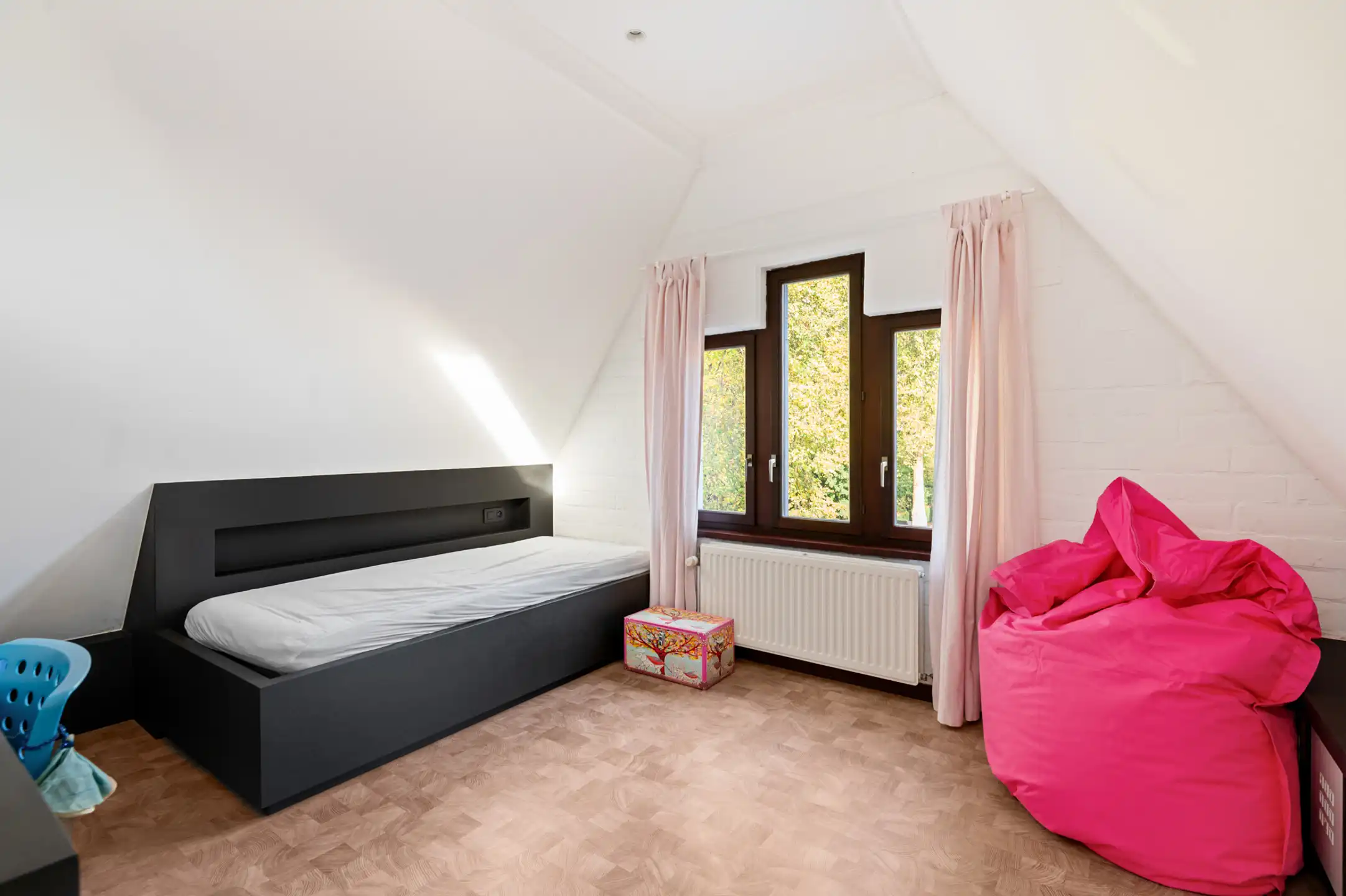 Knap gerenoveerde, energiezuinige woning (open bebouwing) foto 21