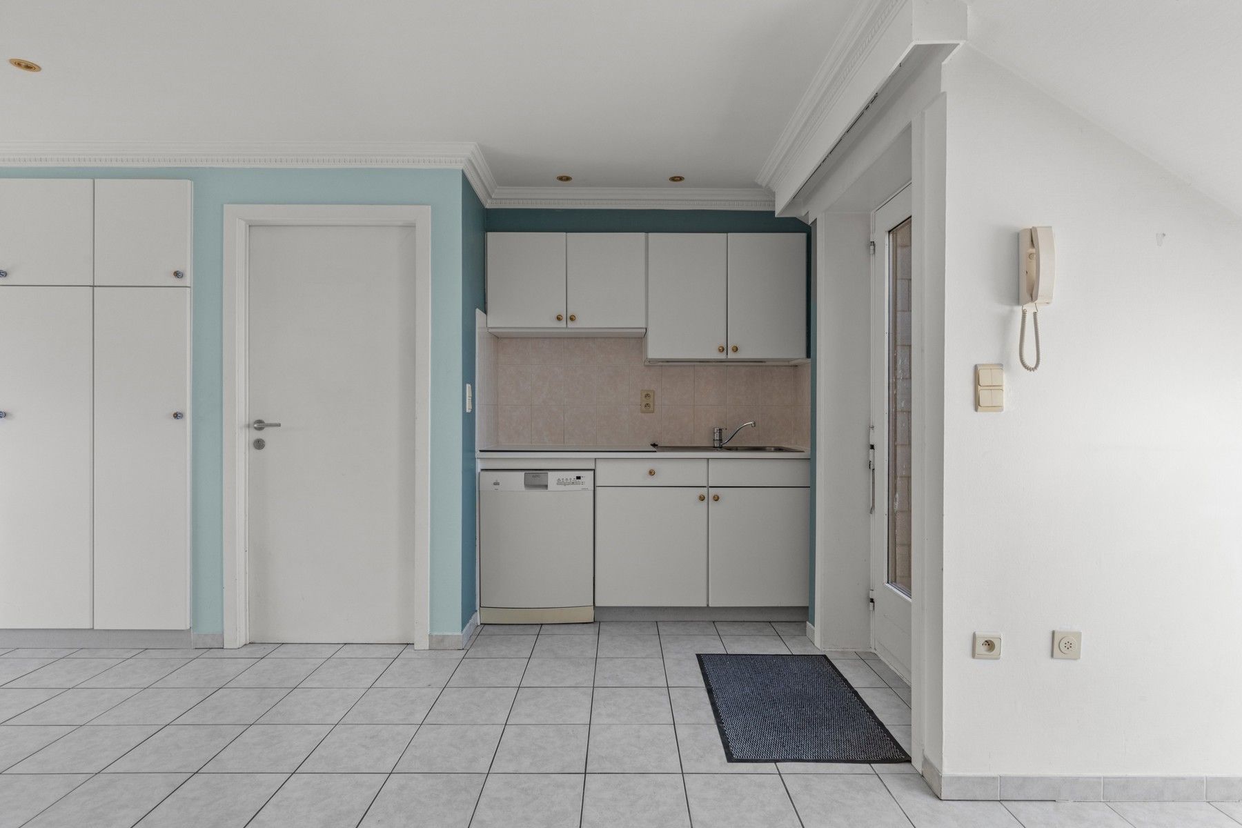 Unieke eigendom :  2-Slaapkamer Appartement + Aparte Studio foto 18