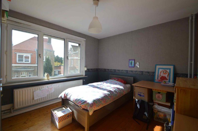 Leuke woning met grote tuin - tussen Sint-Pieters station & UZ foto 13