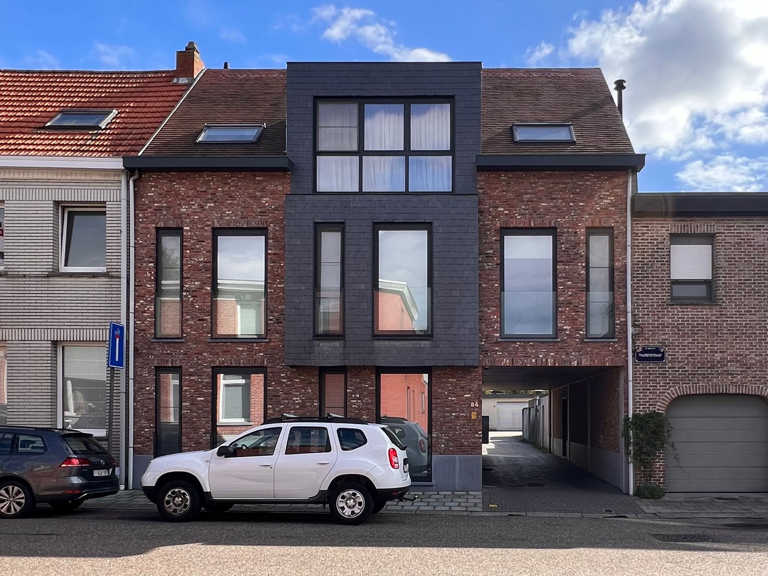 Modern en lichtrijk appartement in Schoten. foto 19