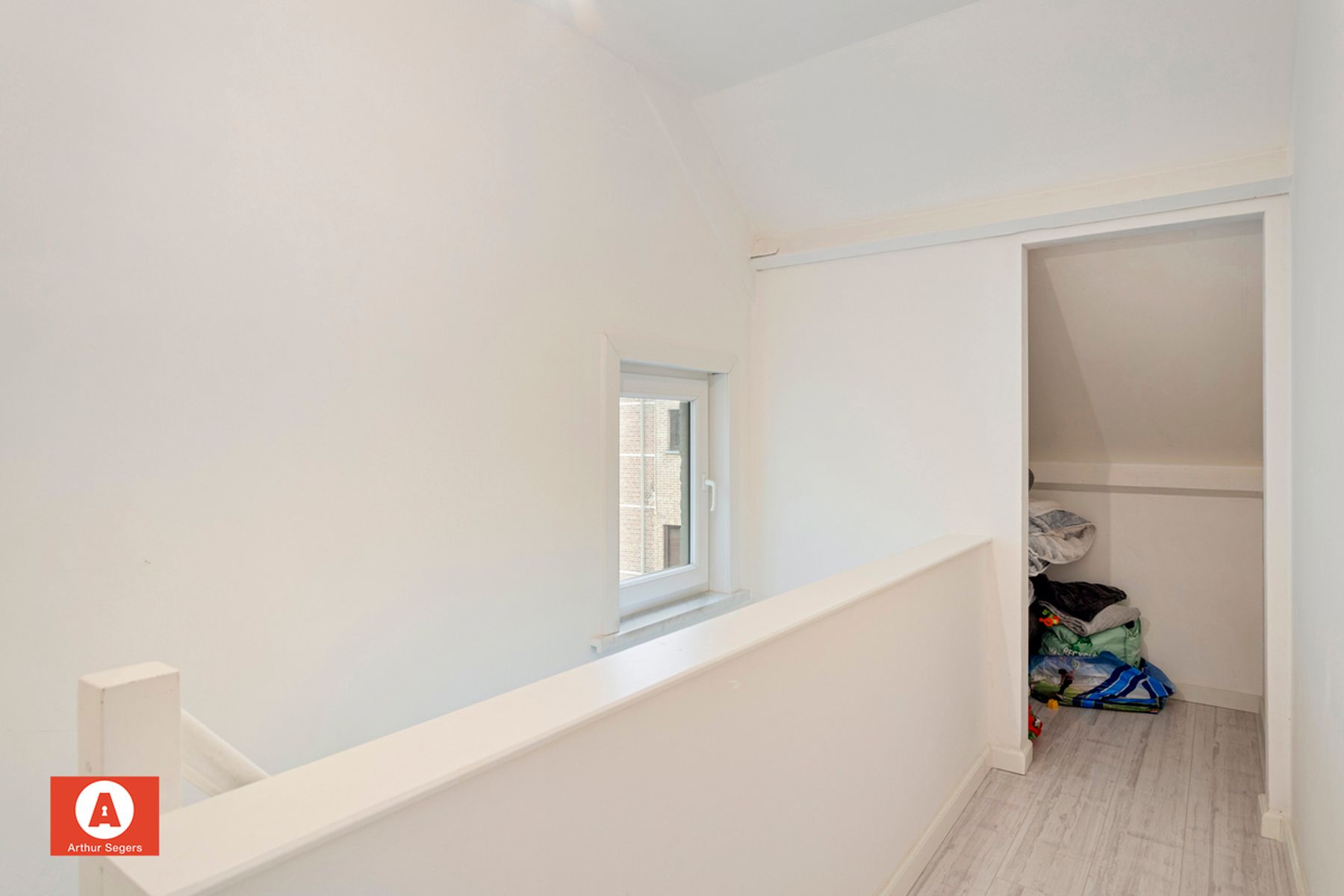 Gerenoveerde gezinswoning met 3 slaapkamers nabij de Schelde foto 15