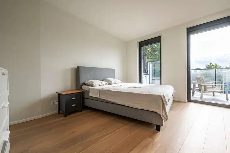 Prachtig afgewerkt appartement met ruim zonneterras én 2 slaapkamers in centrum Waregem TE KOOP! foto 20