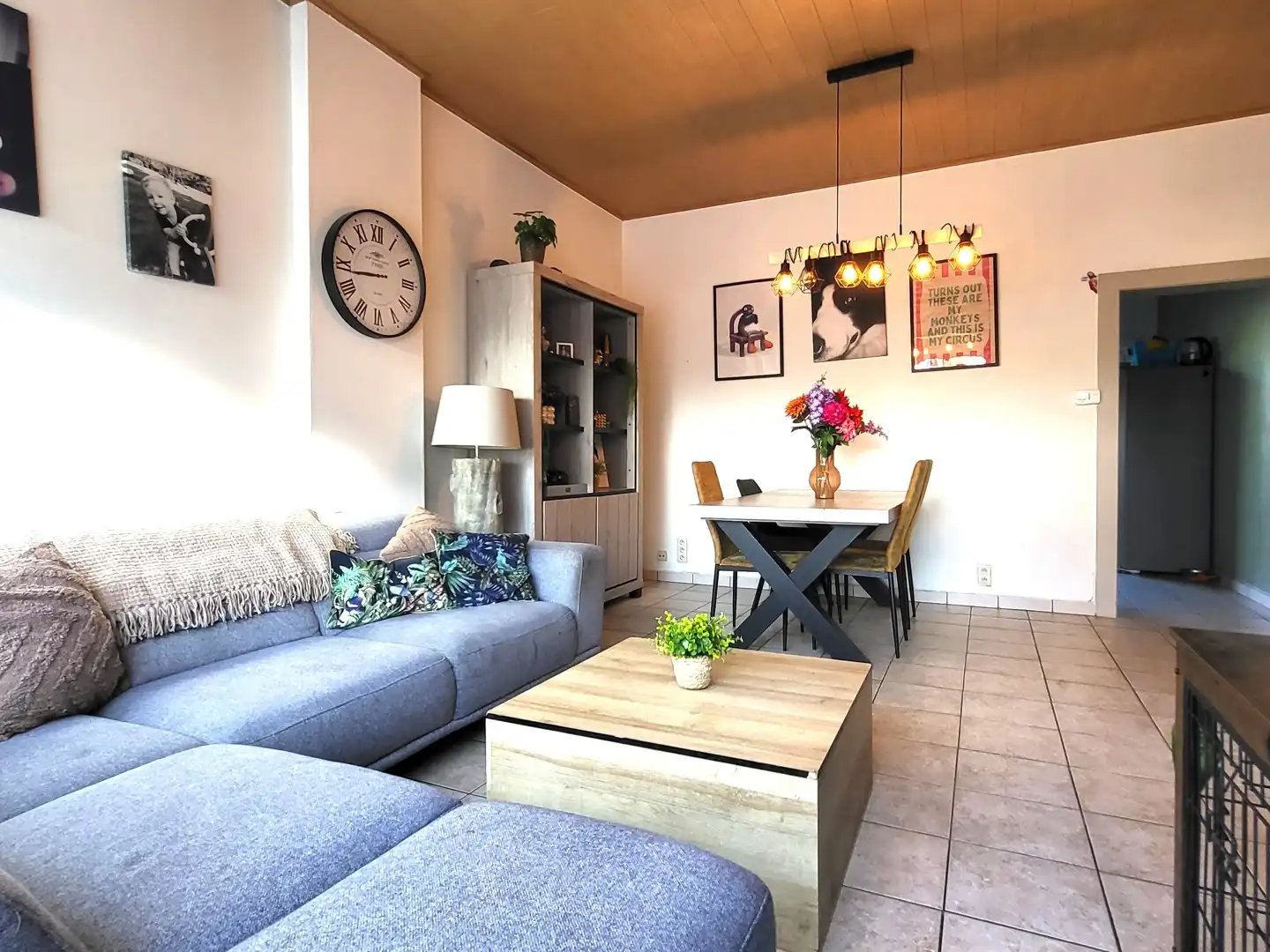 Verrassend ruime, instapklare woning met 3 slaapkamers en zuidger. tuinzone met terras. foto 6