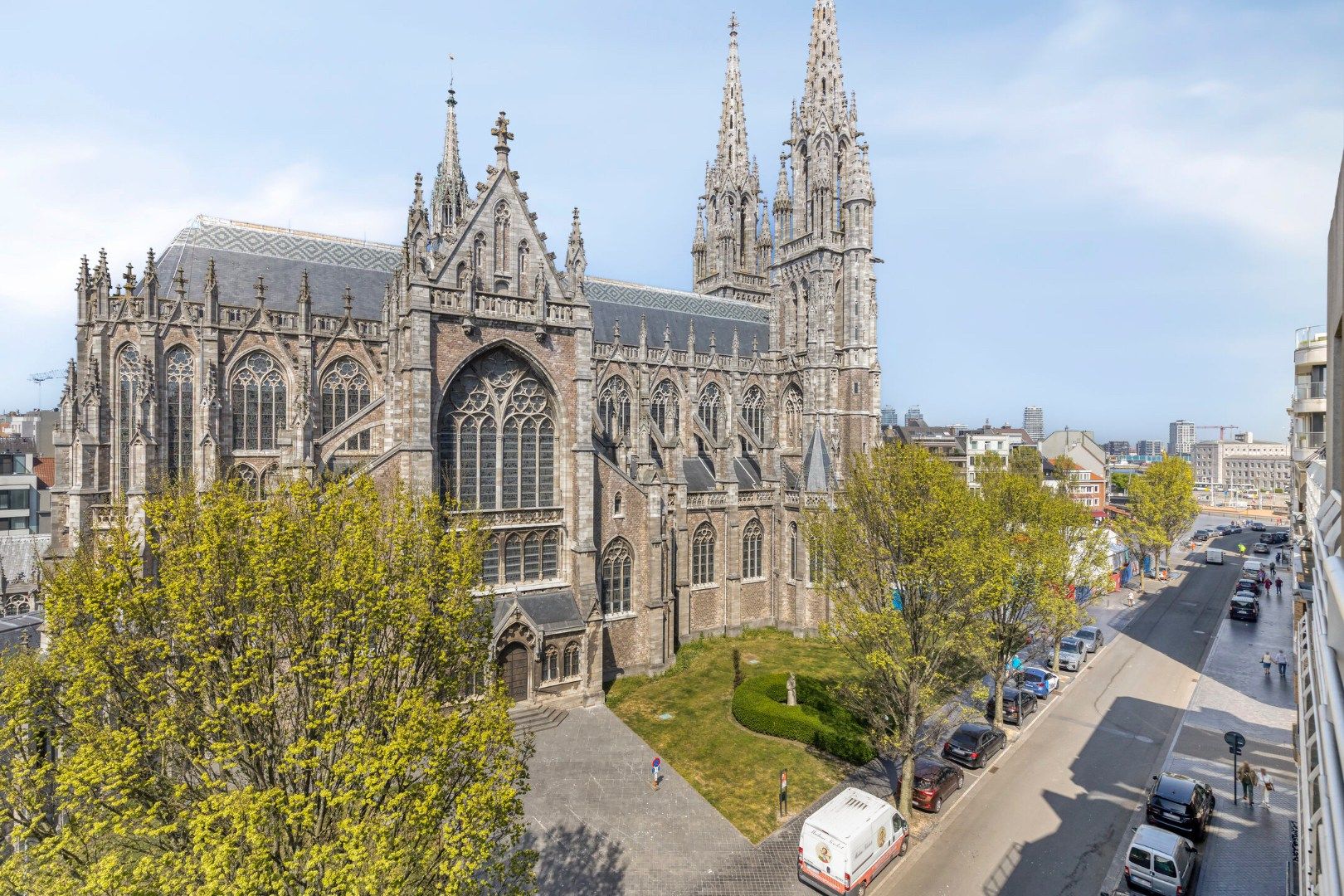 Bemeubeld appartement in hartje Oostende foto 5
