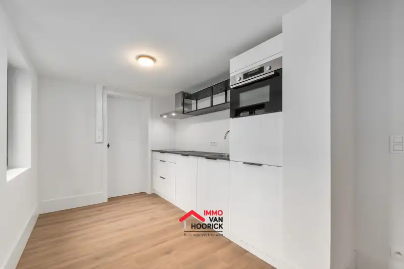 Prachtige gerenoveerde rijwoning! foto 4