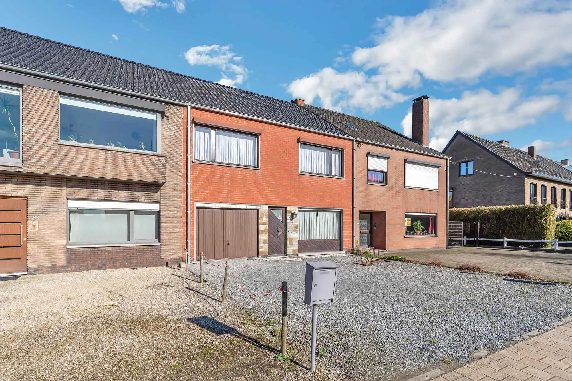 Hoofdfoto van de publicatie: Woning met potentieel en commerciële ruimte