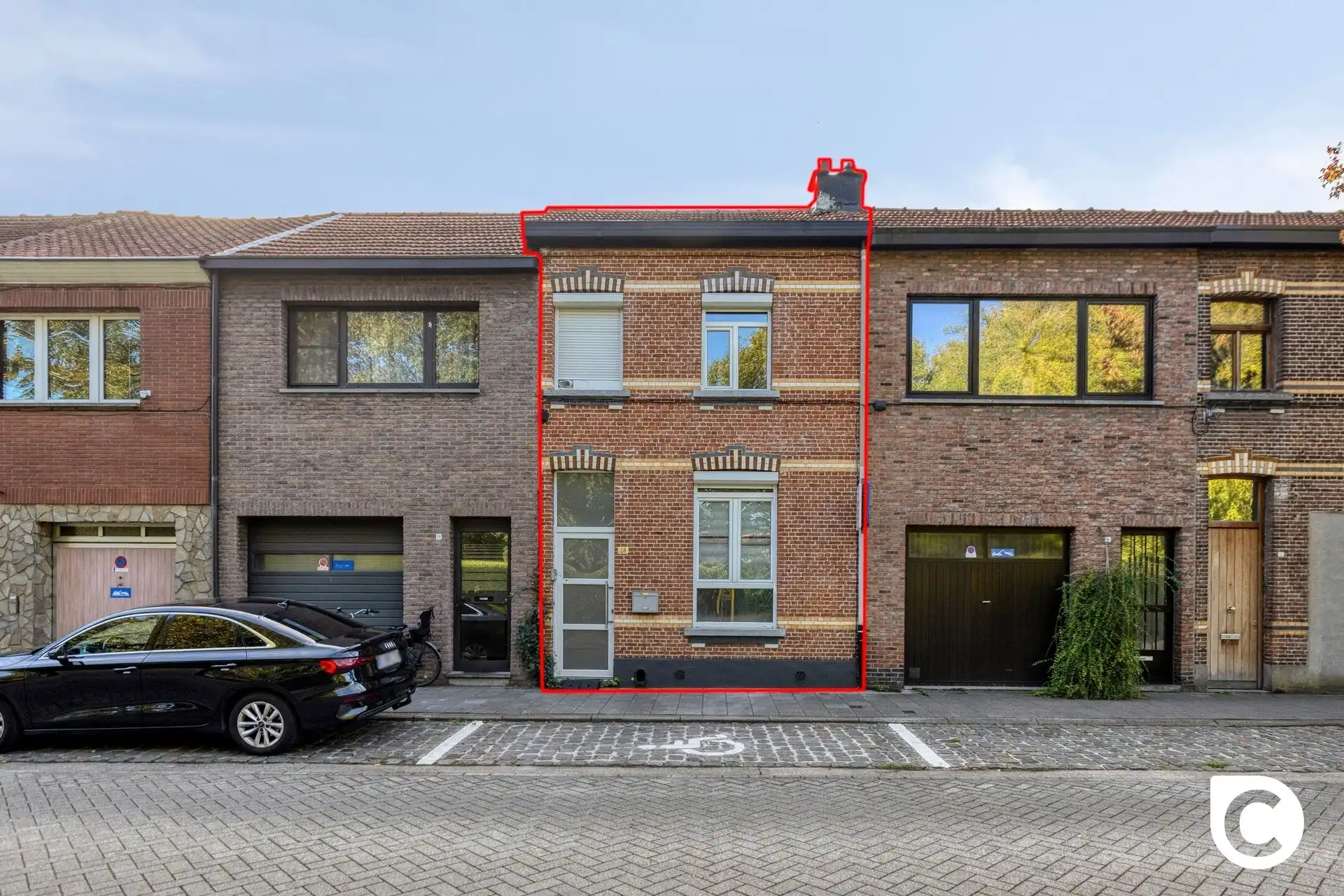Woning: 3 slk instapklaar  foto {{pictureIndex}}