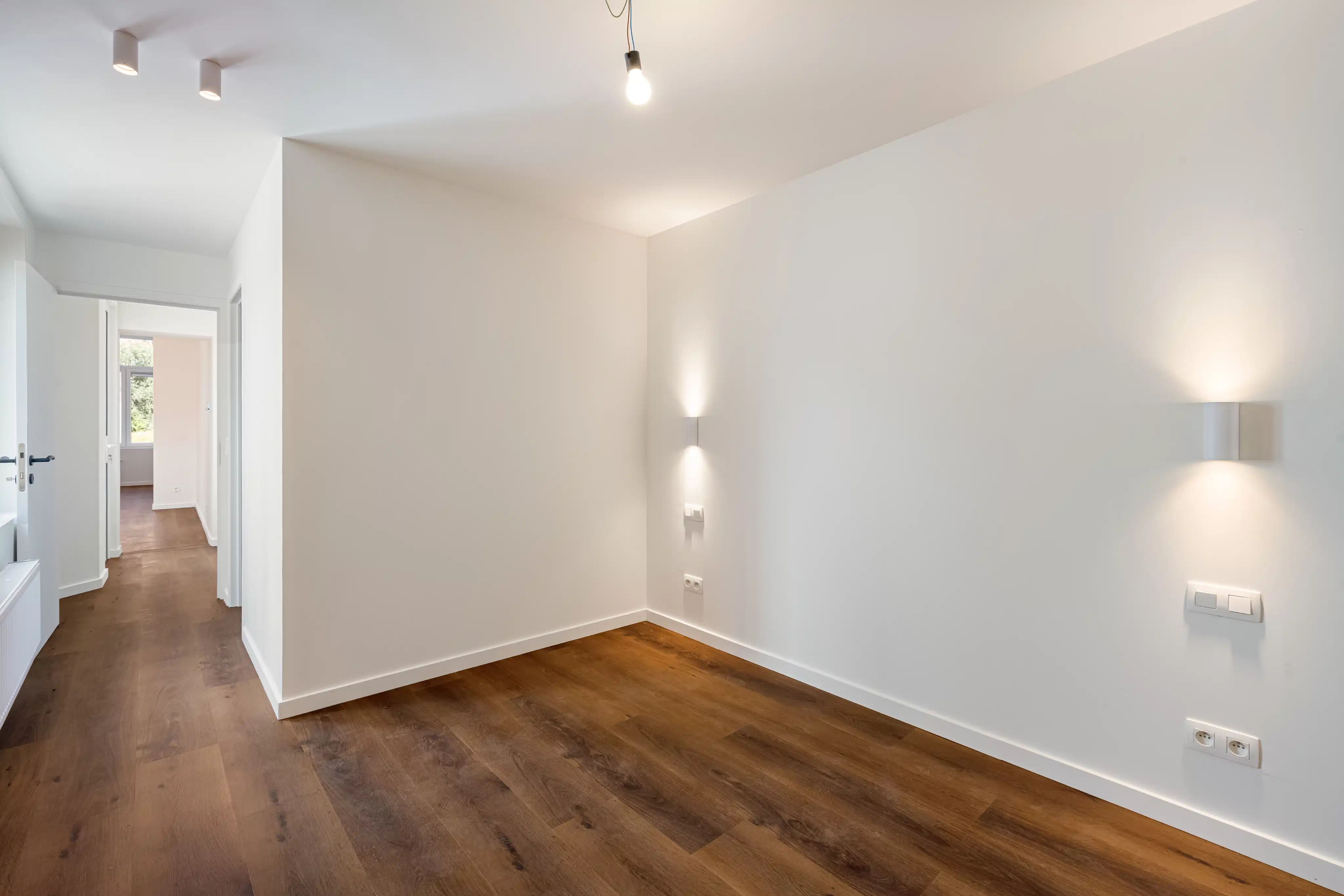 Excl. gerenoveerde herenwoning (3 entiteiten) aan het water foto 6