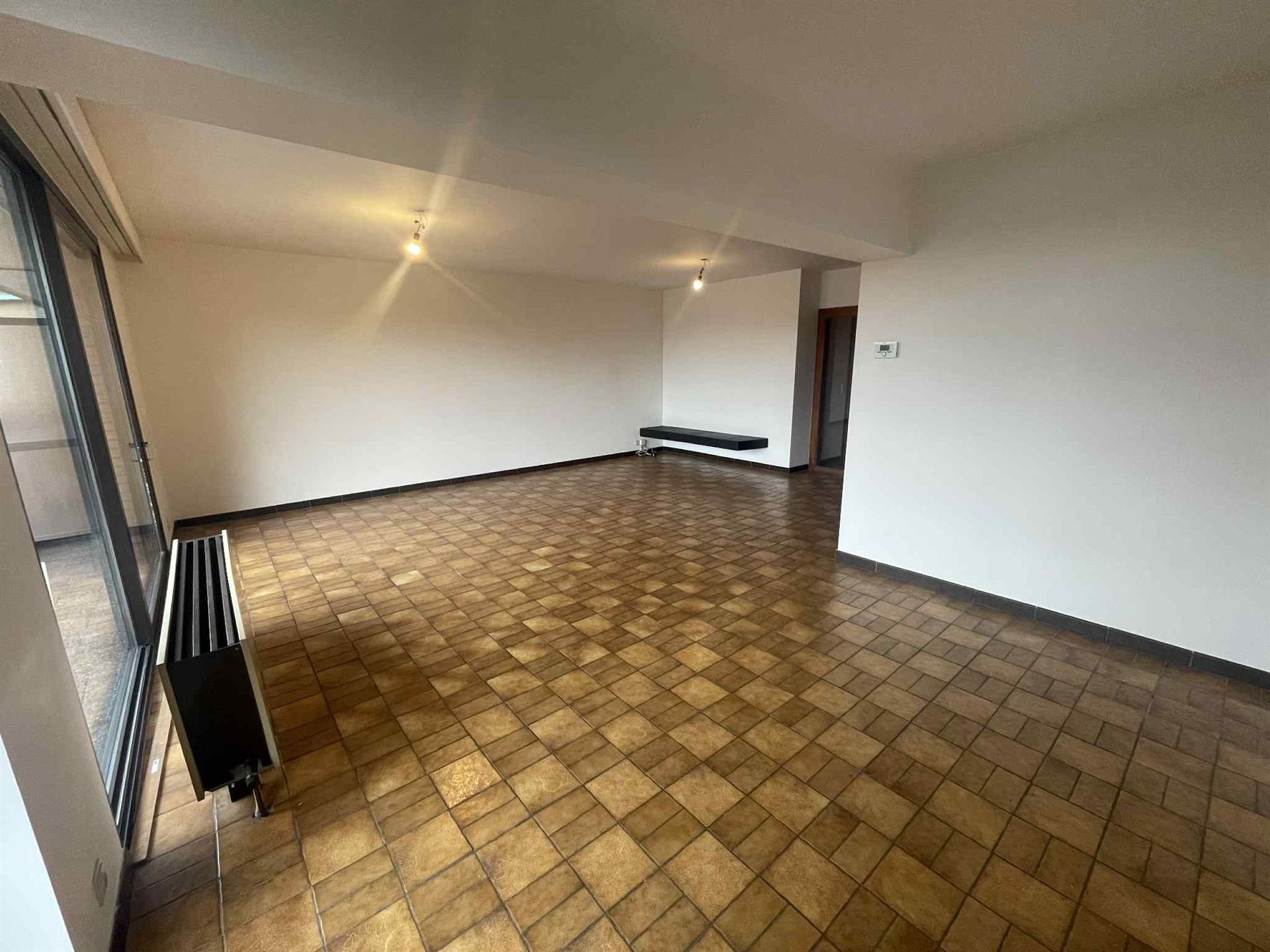 Appartement met 3 ruime kamers en garage foto 2