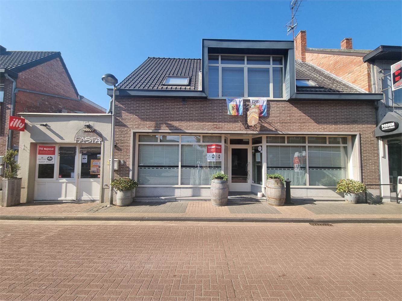 Gekend Italiaans restaurant met prachtig luxe-appartement foto 34