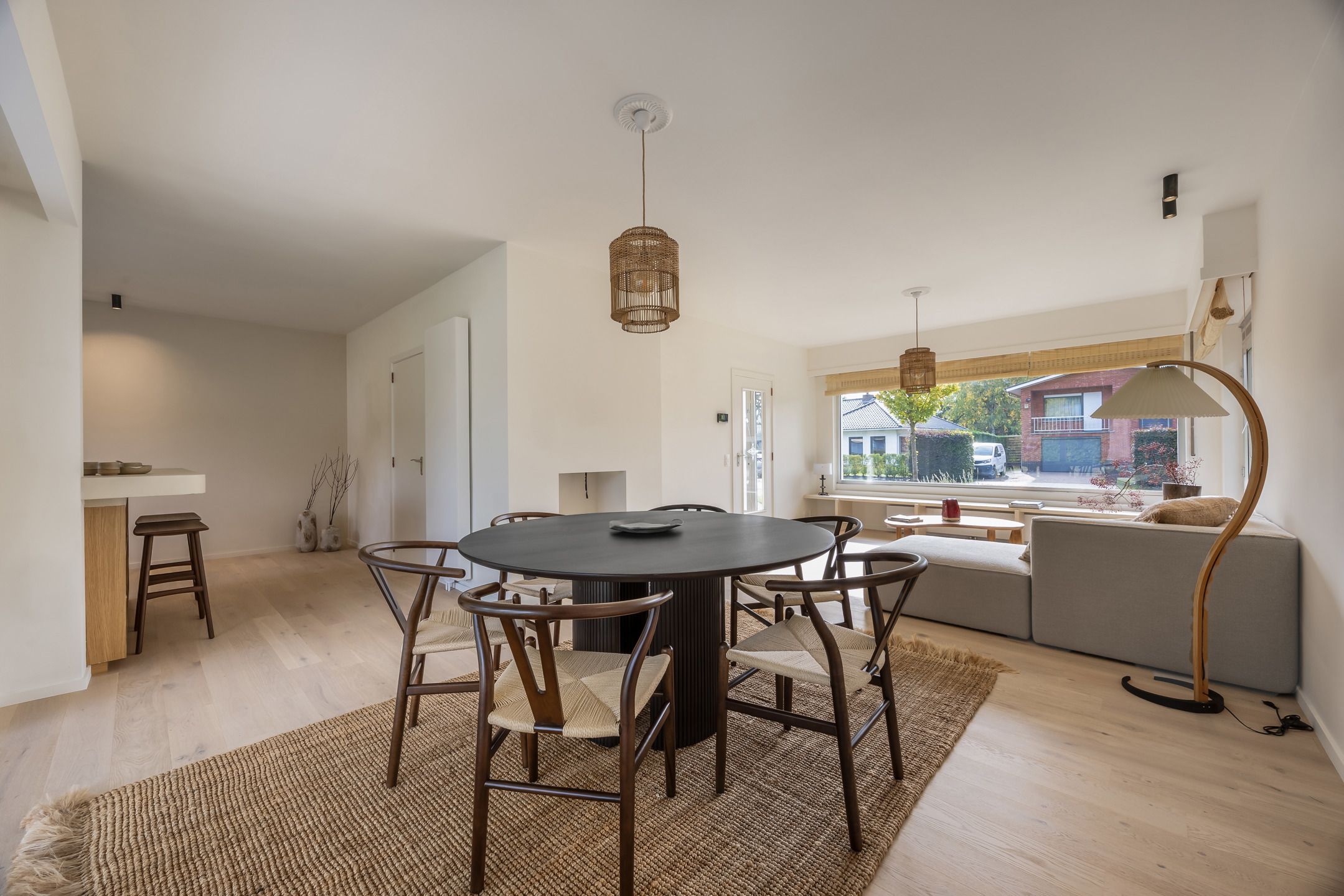 Stijlvol gerenoveerde woning in charmante Bloemenwijk foto 12