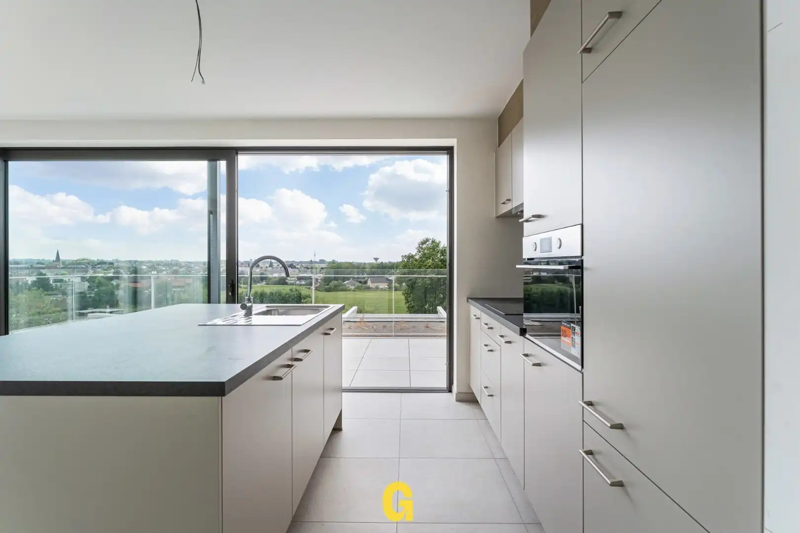 Luxueus energiezuinig penthouse appartement met ruim zonneterras met prachtig verzicht op het stadscentrum en achterliggend groen foto 8