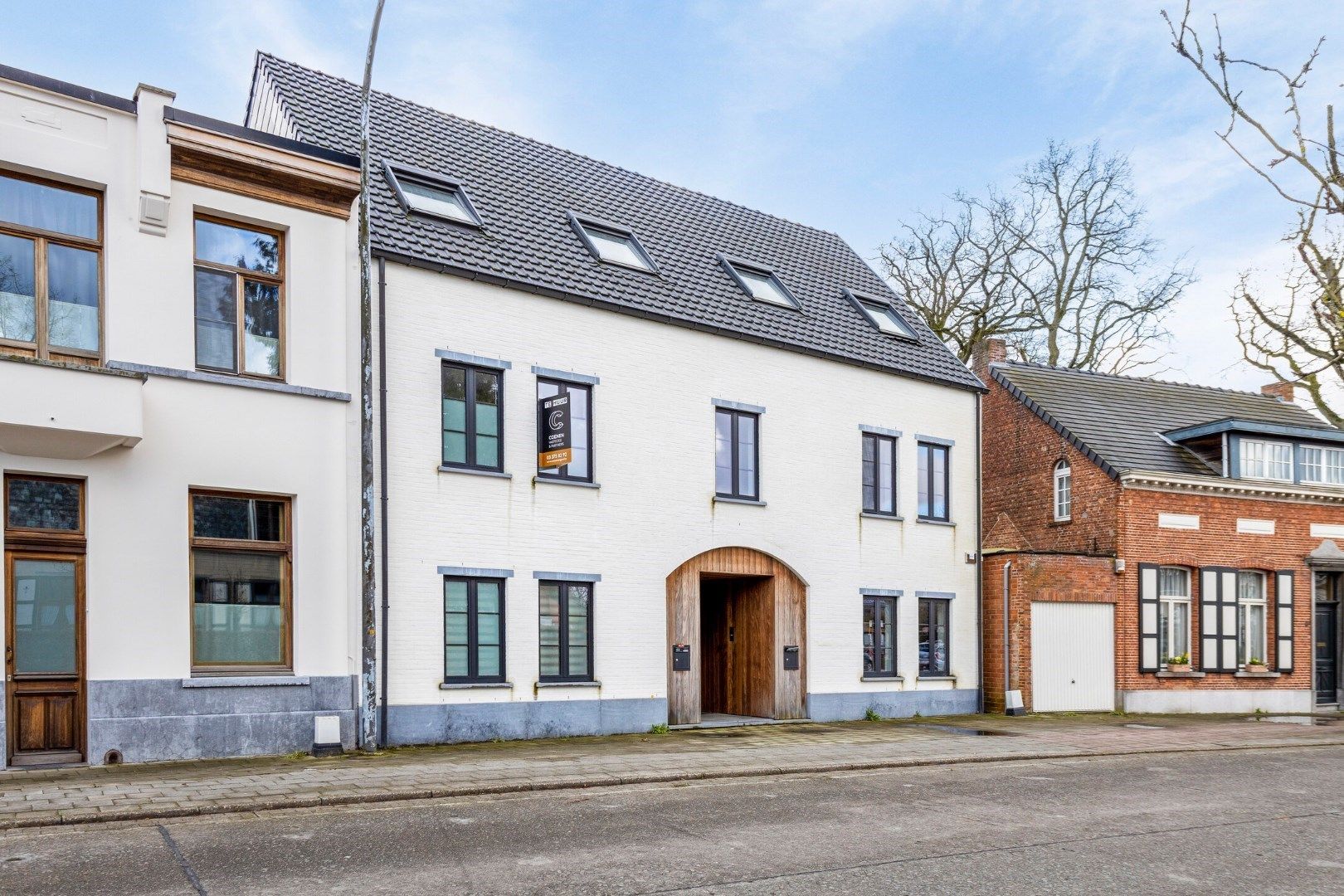 Prachtig gerenoveerde woning met 3 slaapkamers, 2 badkamers en een bewoonbare oppervlakte van 130m² foto 2