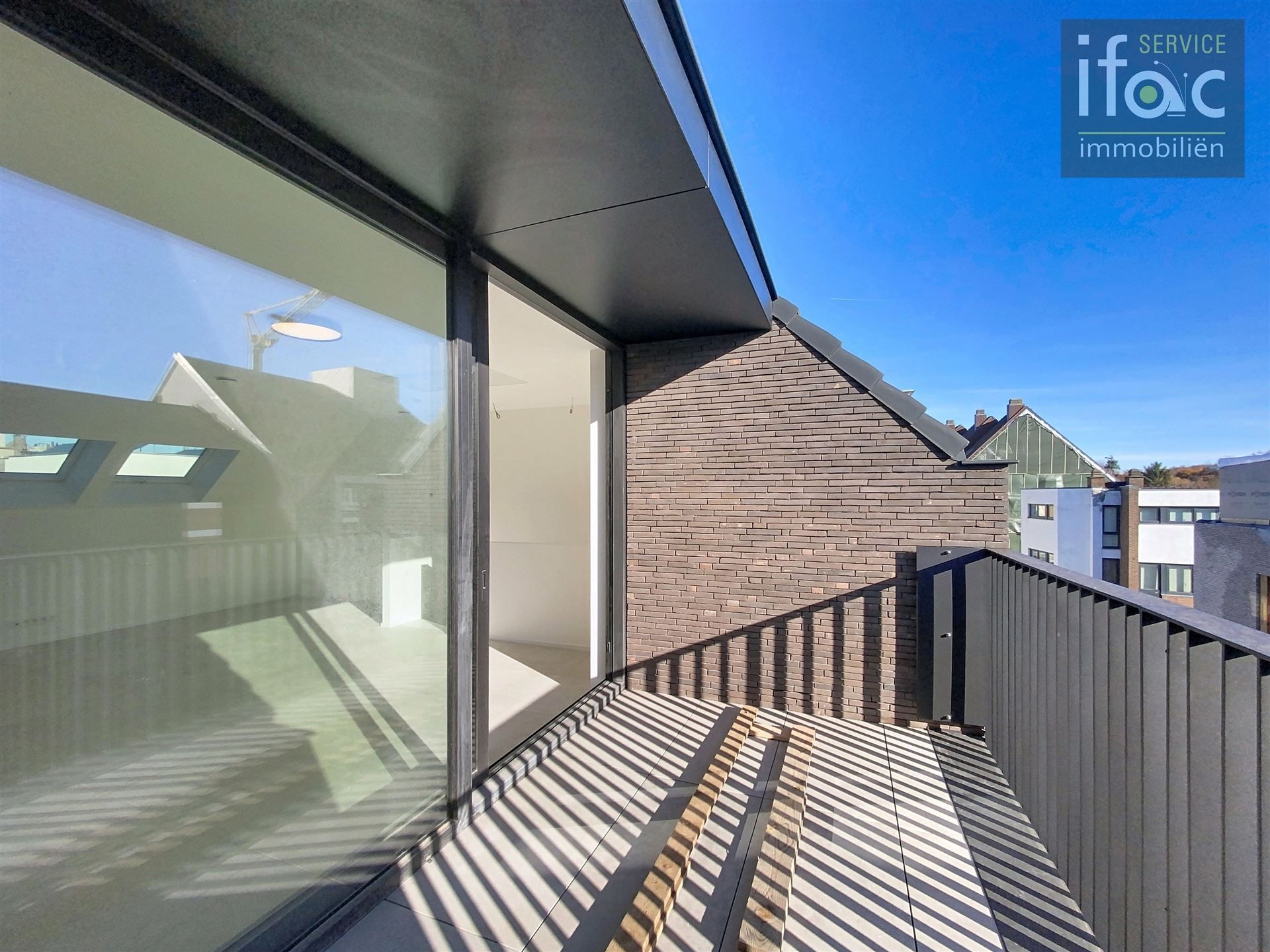 Nieuwbouwappartement met 3 slaapkamers foto 6