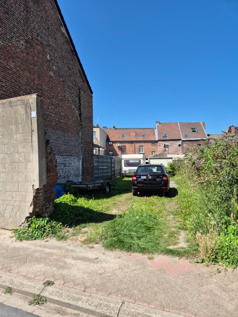 Bouwgrond/Projectgrond voor gesloten bebouwing in het centrum van Merchtem foto 4