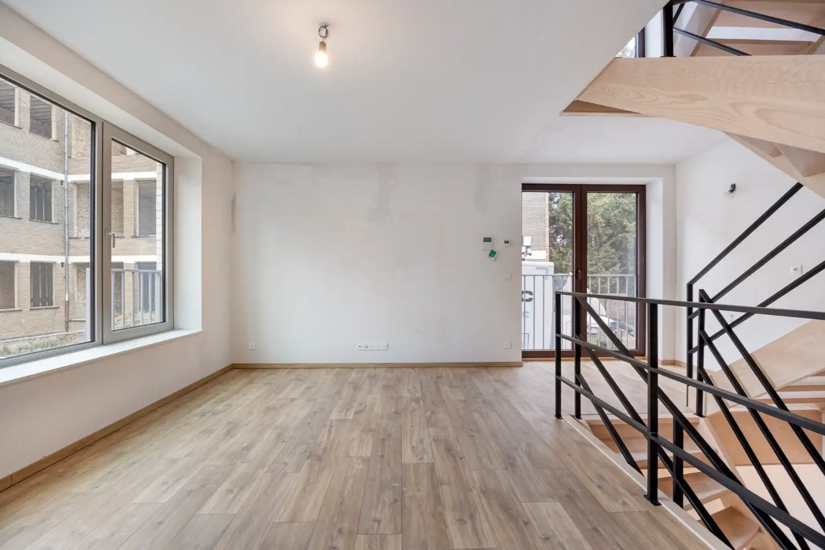 Nieuwbouwwoning met 3 slaapkamers, 3 badkamers, tuin, terras en autostaanplaats in Tienen – EPC 27 kWh/m² - bewoonbare opp. 172 m² foto 15