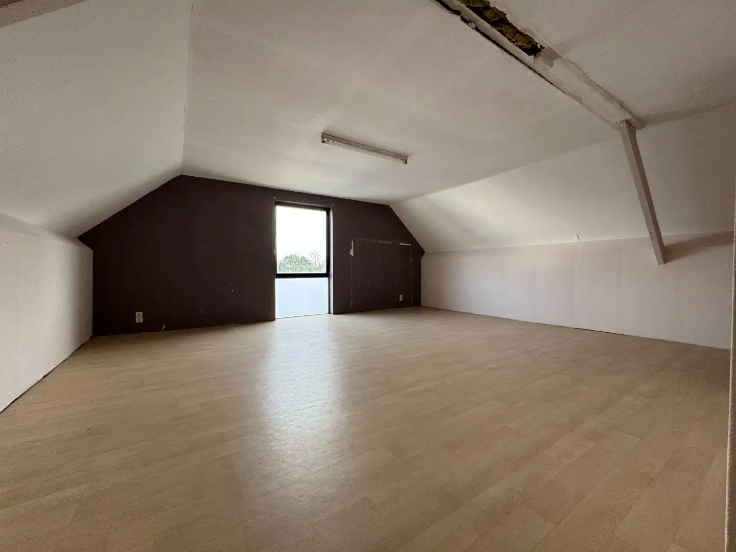 een 2-SLPK- hoekappartement met garage en berging foto 11