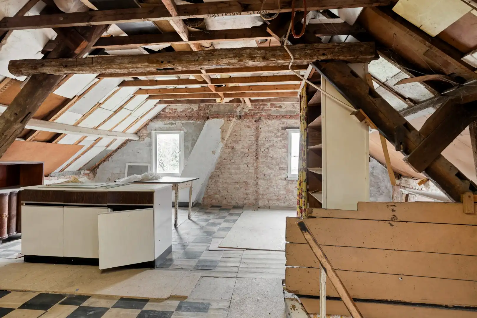 Te renoveren woning, rustig gelegen op een zonnig perceel van 767 m² te Olen-Centrum ! foto 24
