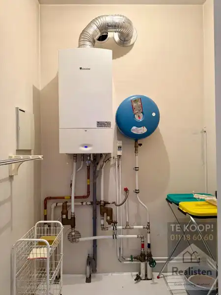 Instapkaar appartement - vlak aan het Jessa ziekenhuis foto 13