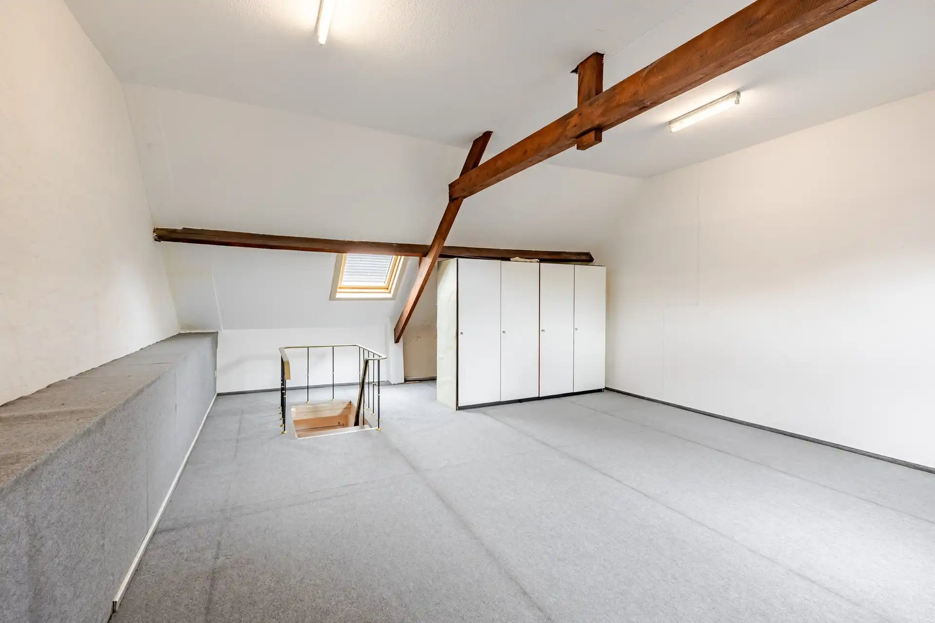 Instapklare gezinswoning met 4 slaapkamers  foto 21