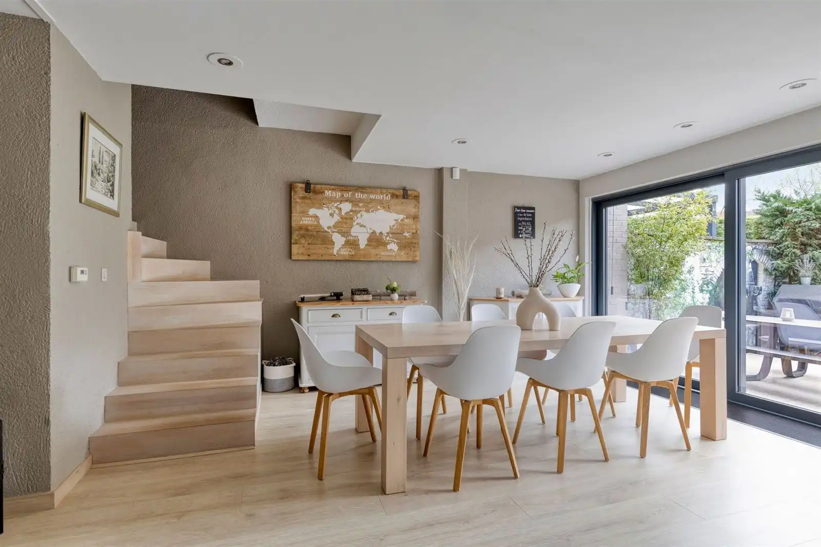 Ruime en gezellige woning in een groene omgeving foto 8