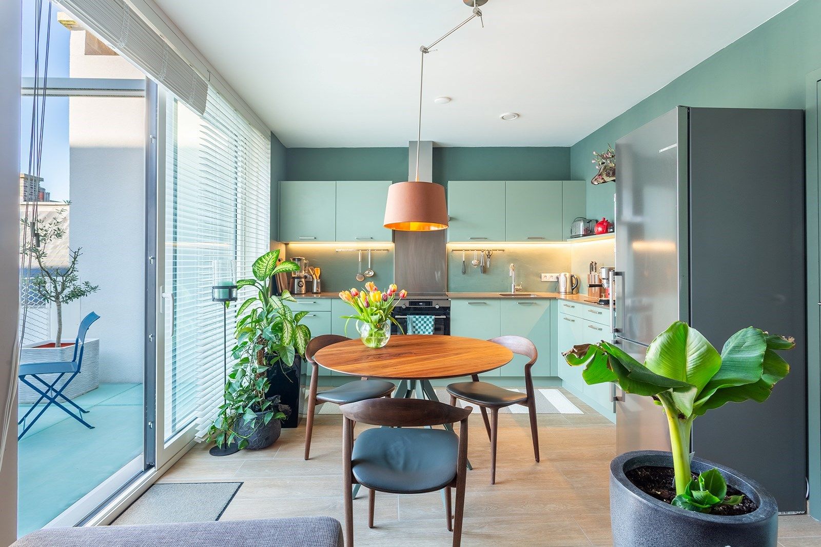 Gemeubeld luxe nieuwbouwappartement gelegen in het hartje van Antwerpen.  foto 15