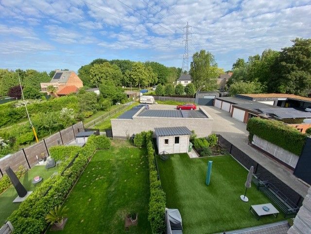 Instapklaar, opgeschilderd - éénslaapkamer appartement nabij Mol-centrum + autostaanplaats +groot terras foto 13
