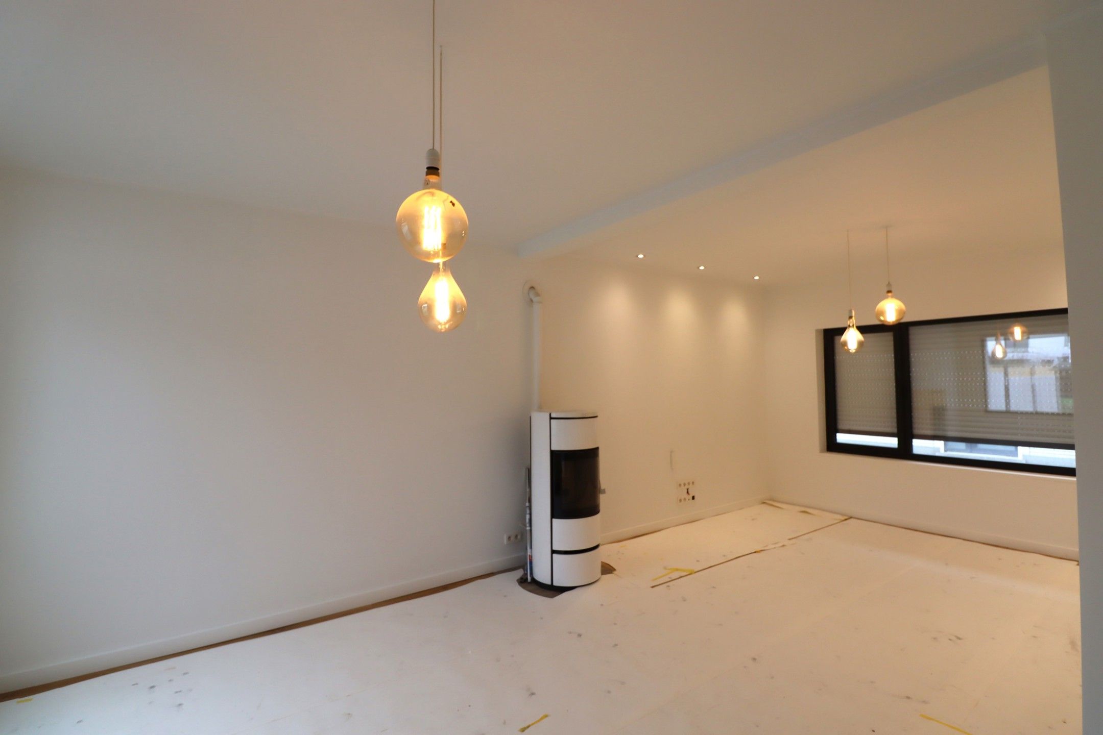 Gerenoveerde woning met tuin, garage en zwemvijver in Hingene foto 3