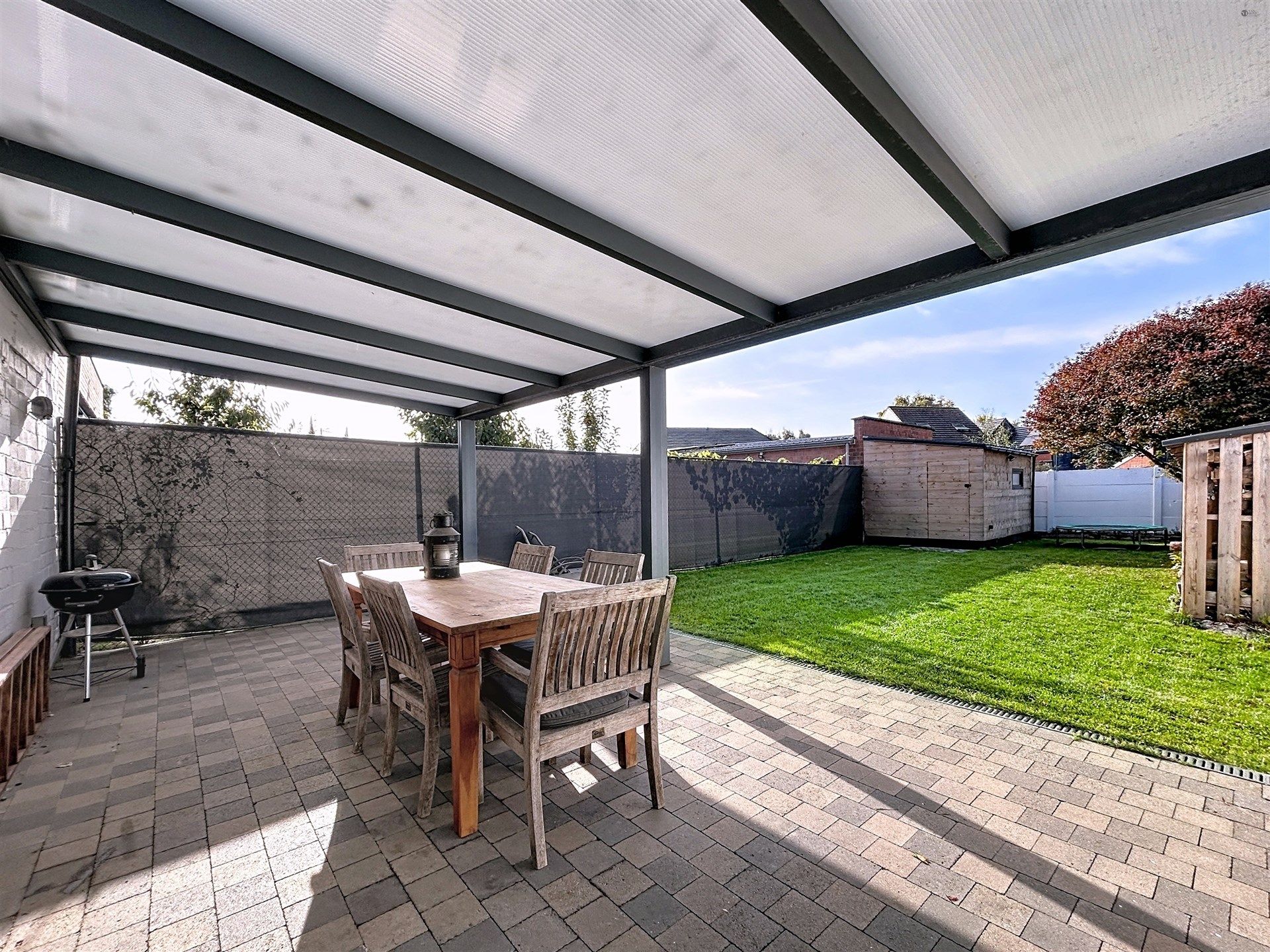 gerenoveerde gezinswoning met 3 slaapkamers, garage op perceel van 276m² foto 7
