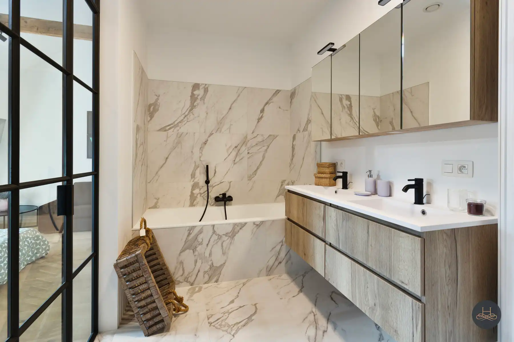 Prachtige trendy penthouse met terras foto 15