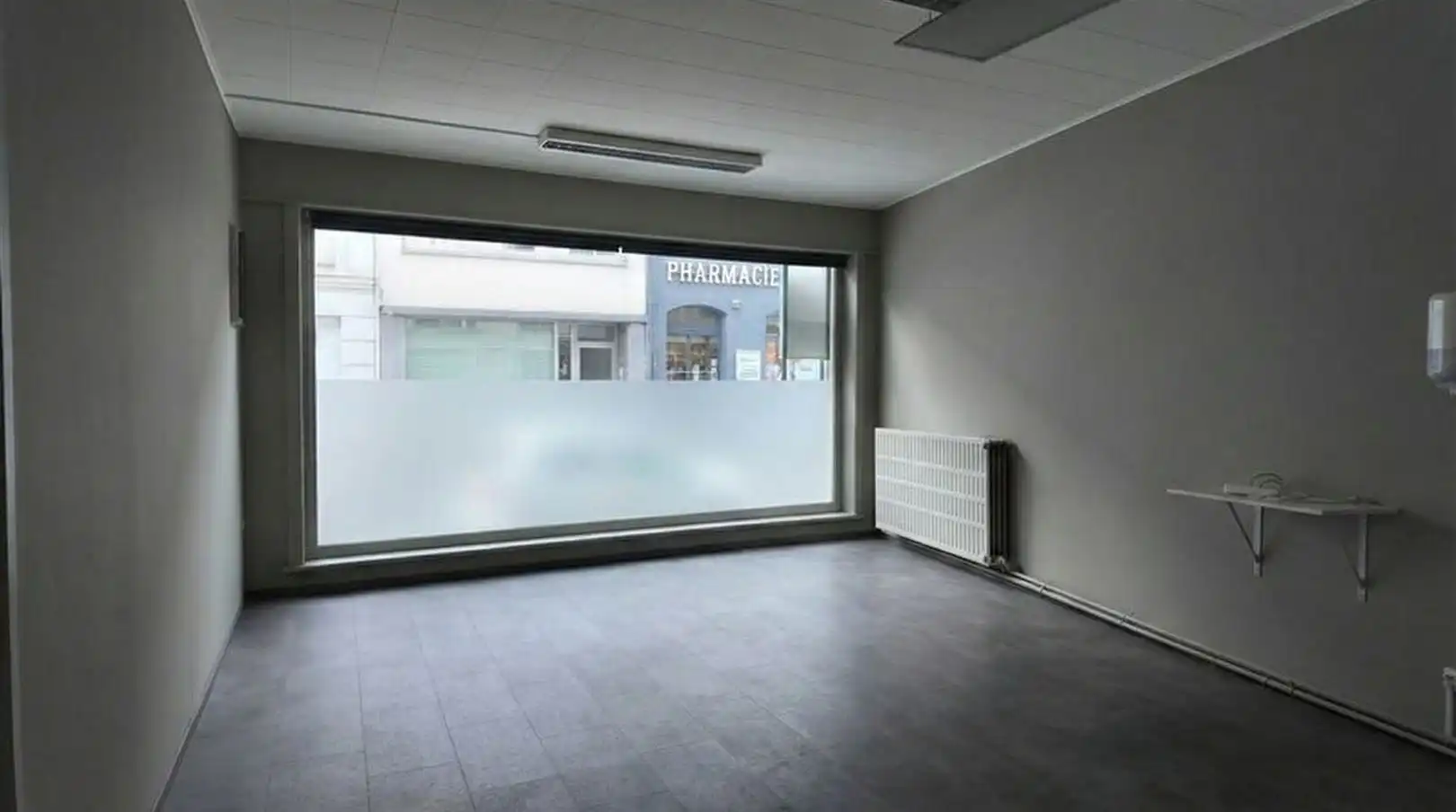 Ruime karakterwoning met praktijkruimte foto 2