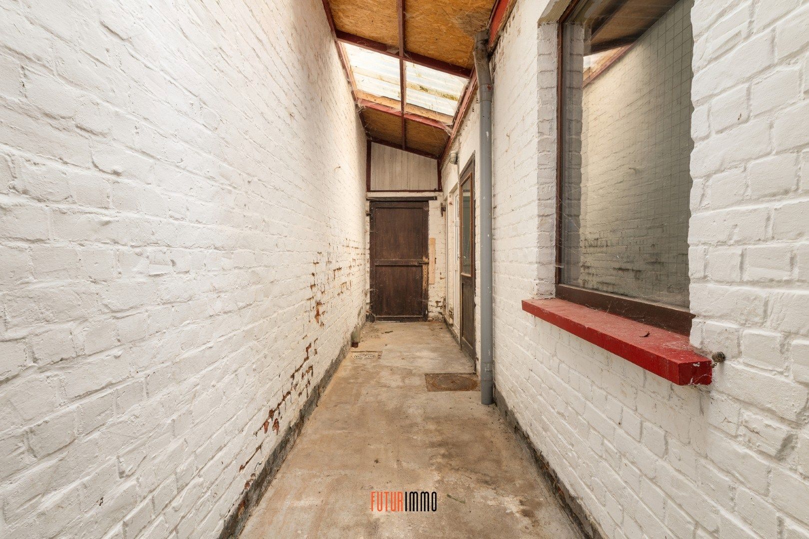Te renoveren rijwoning nabij centrum foto 10