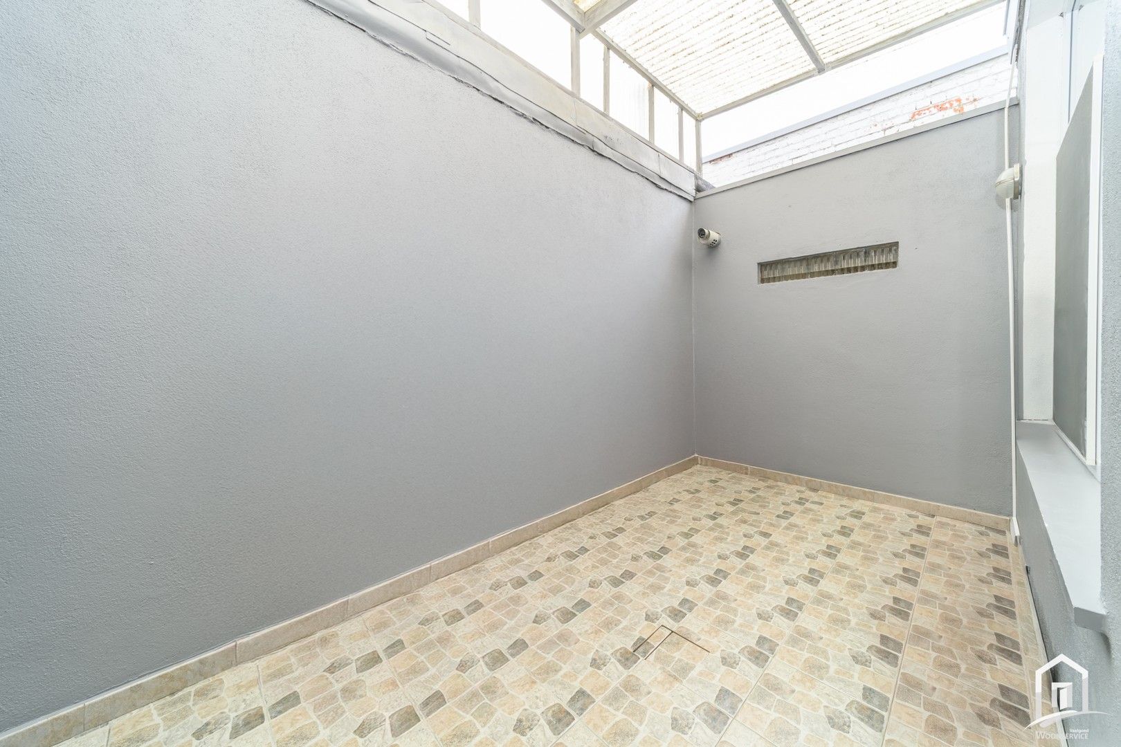 Instapklare, gerenoveerde woning aan de stadsrand van Aalst foto 8