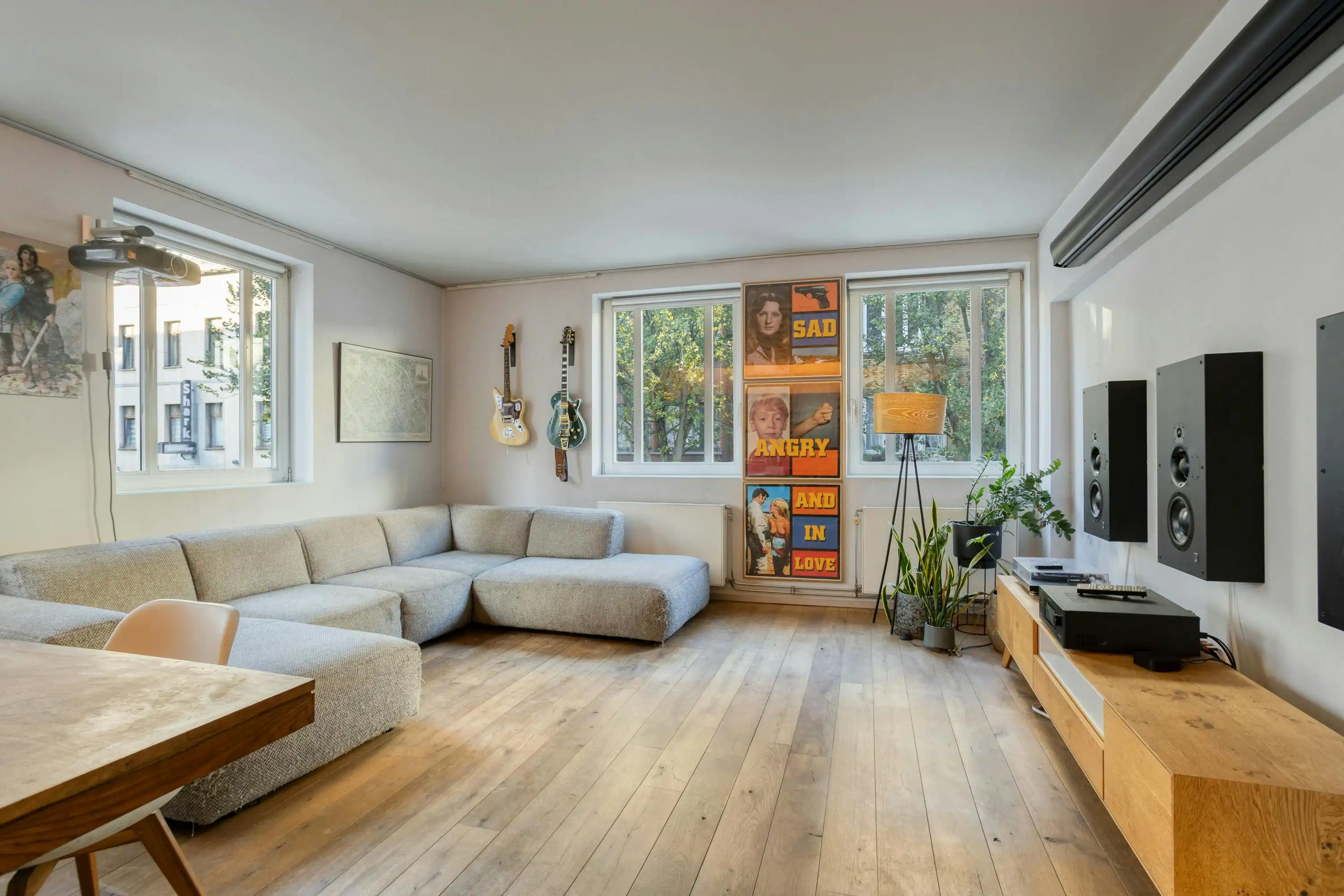 Lichtrijke design loft met stadsterras op 1 min van Dansaert foto 5