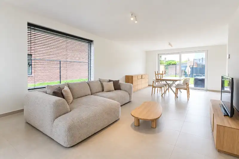 Energiezuinige nieuwbouwwoning te huur in rustige wijk te Sijsele foto 3