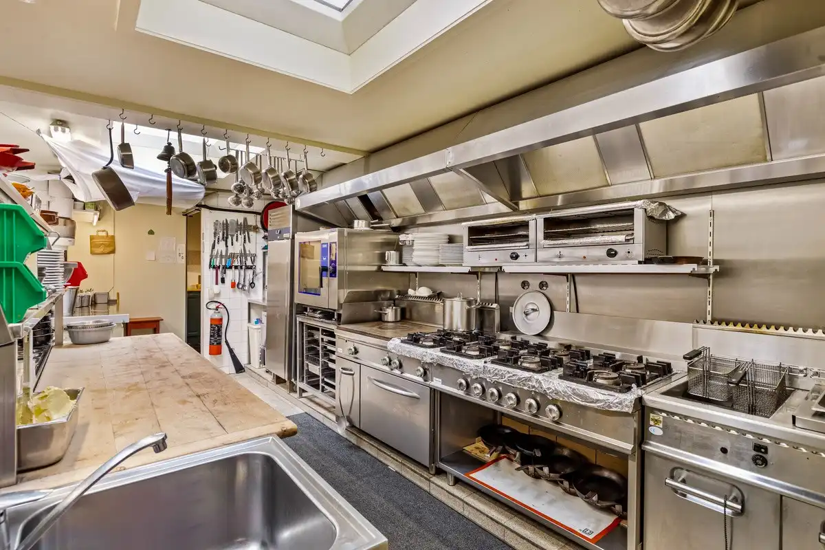 HANDELSPAND + STUDIO + APPARTEMENT te ZEEBRUGGE foto 19