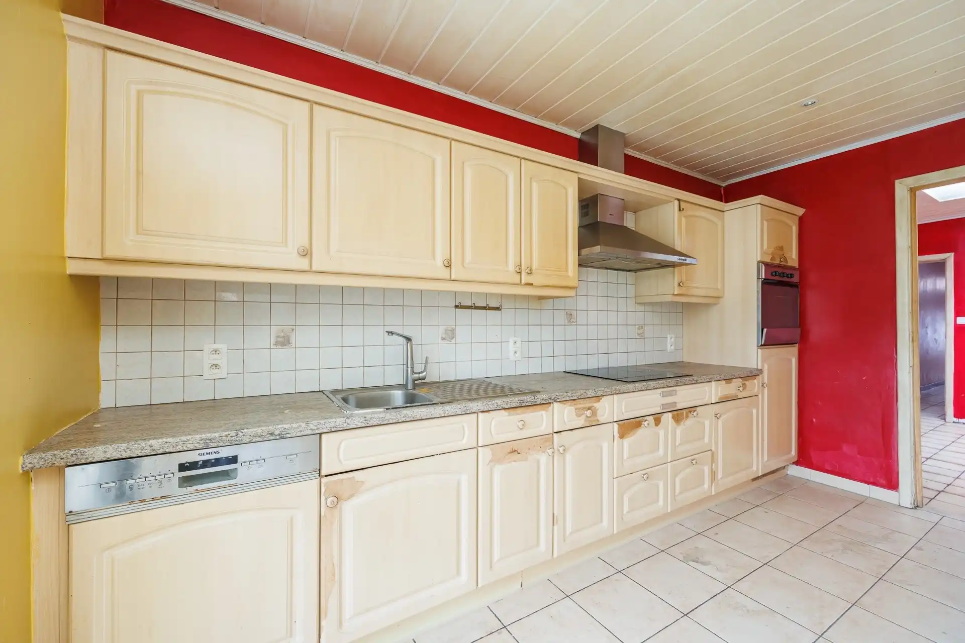 Te renoveren woning met 3 slaapkamers en buitenruimte in Antwerpen foto 11