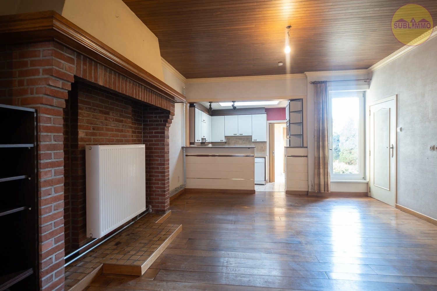 Charmante woning met 4 slaapkamers op 348 m² in het centrum van Meerhout. foto 3