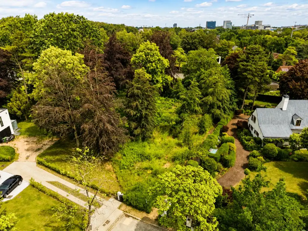 Gunstig gelegen perceel van 1.482 m² voor een vrijstaande villa op een uitzonderlijke locatie te Zwijnaarde. foto 2