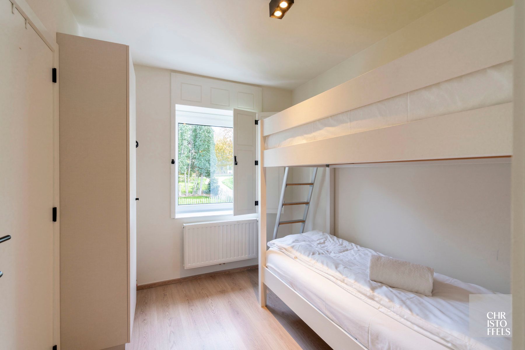 Investeringsobject - twee gerenoveerde en energiezuinige vakantiehuizen te Kesselt (Lanaken)! foto 11