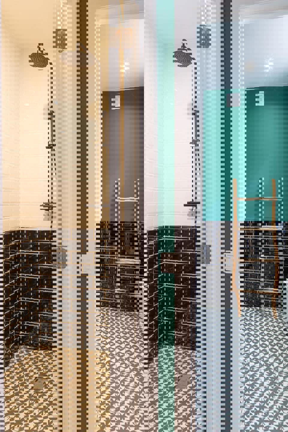 Gemeubelde herenwoning met 4 slaapkamers en tuin foto 8