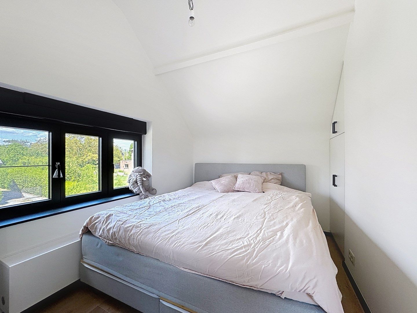 Charmante vrijstaande woning in hartje Werchter foto 14