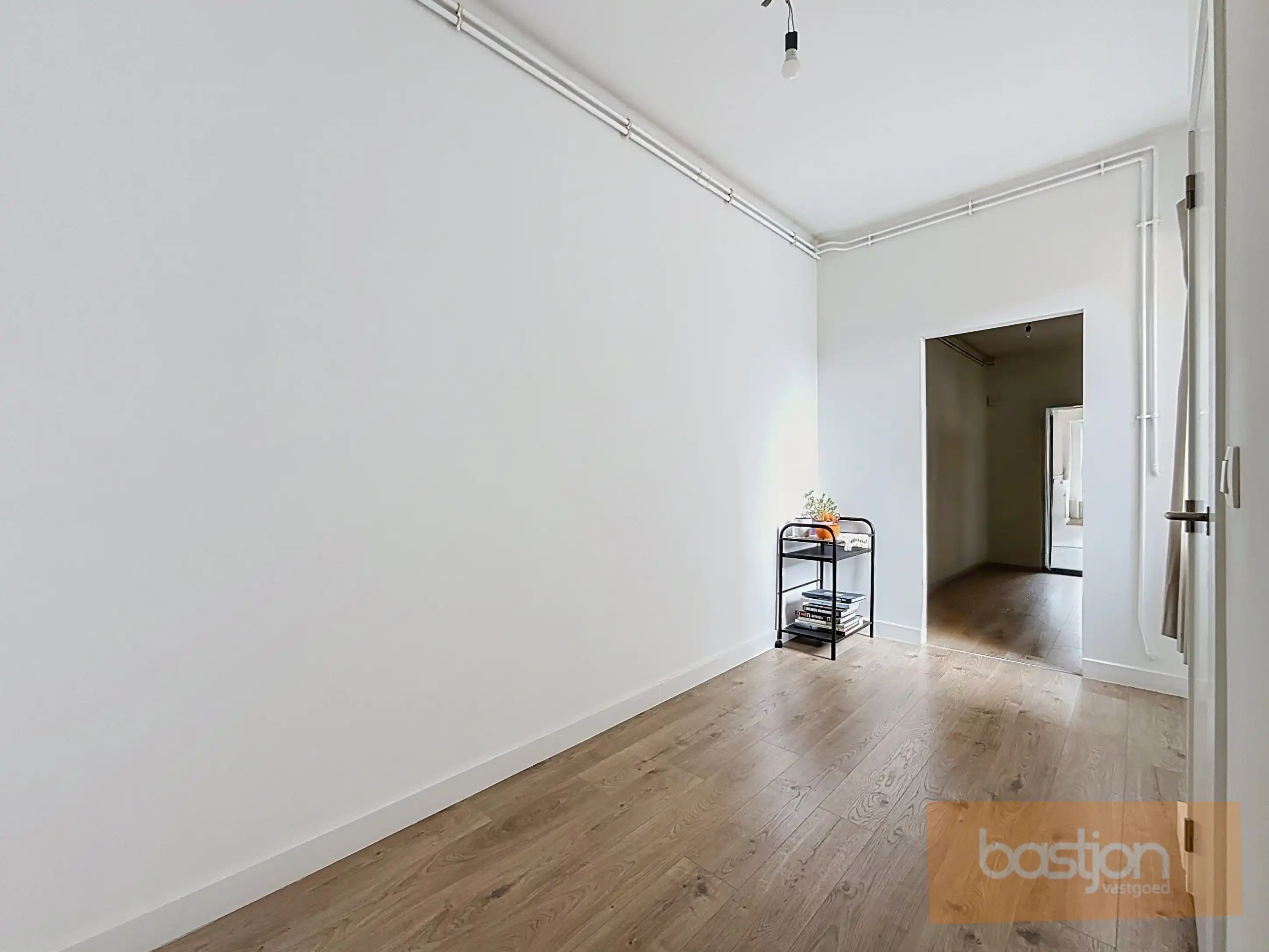 Instapklaar appartement in het centrum van Kortrijk. foto 7