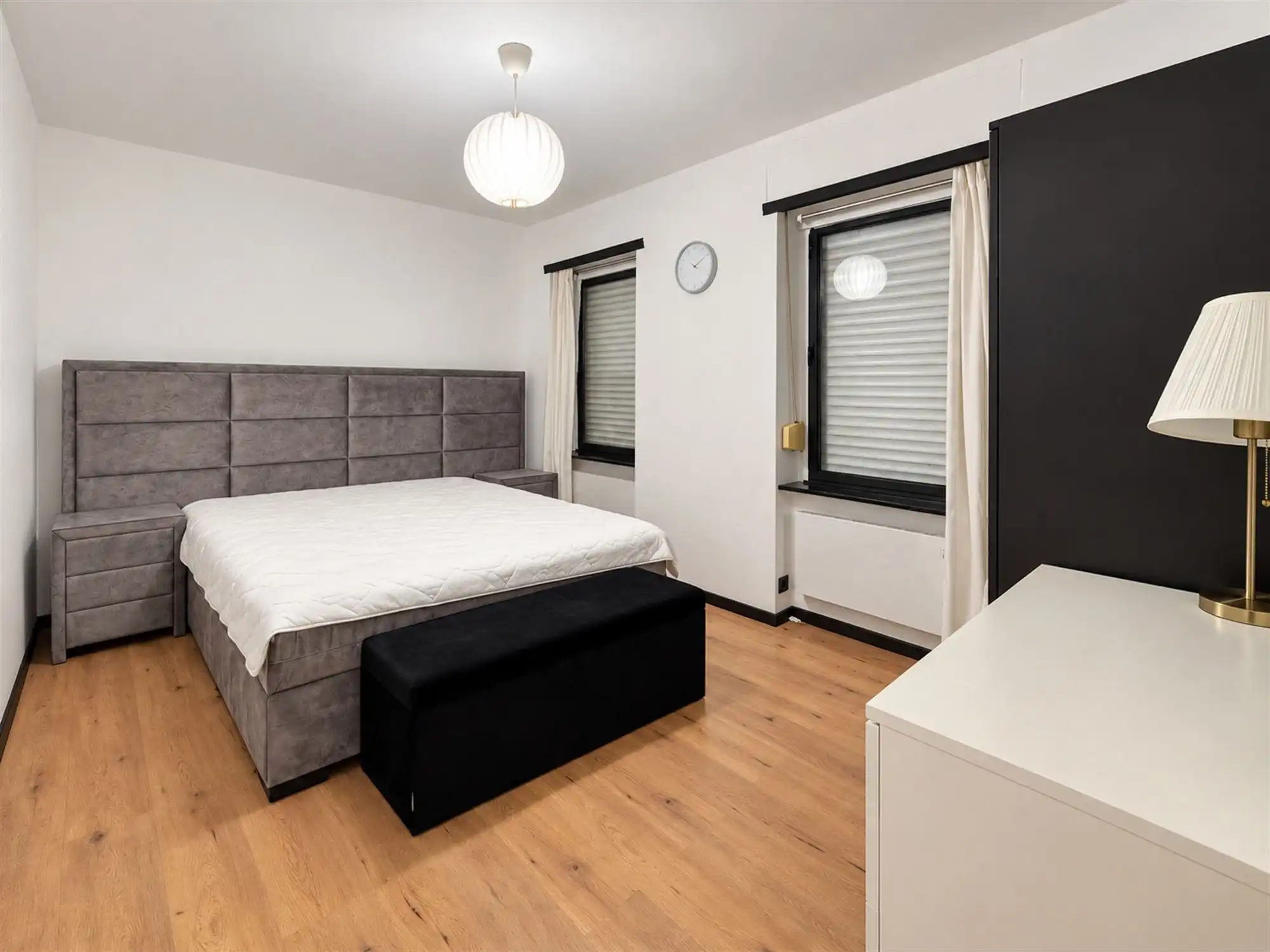 Stijlvol gemeubeld appartement met groot terras aan de Noorderlaan  foto 10