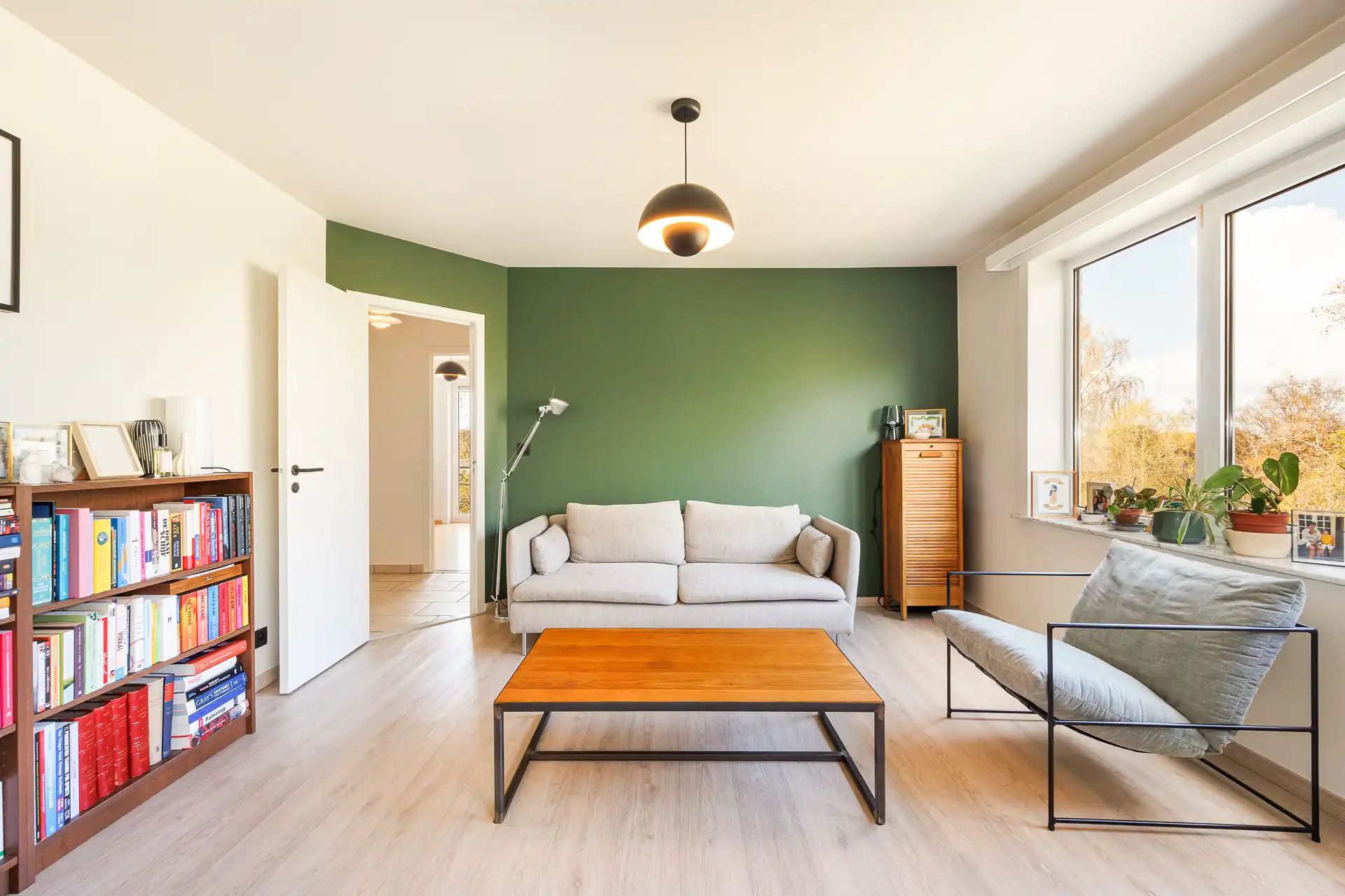 Lichtrijk instapklaar appartement met 2 slpk's en parking foto 9