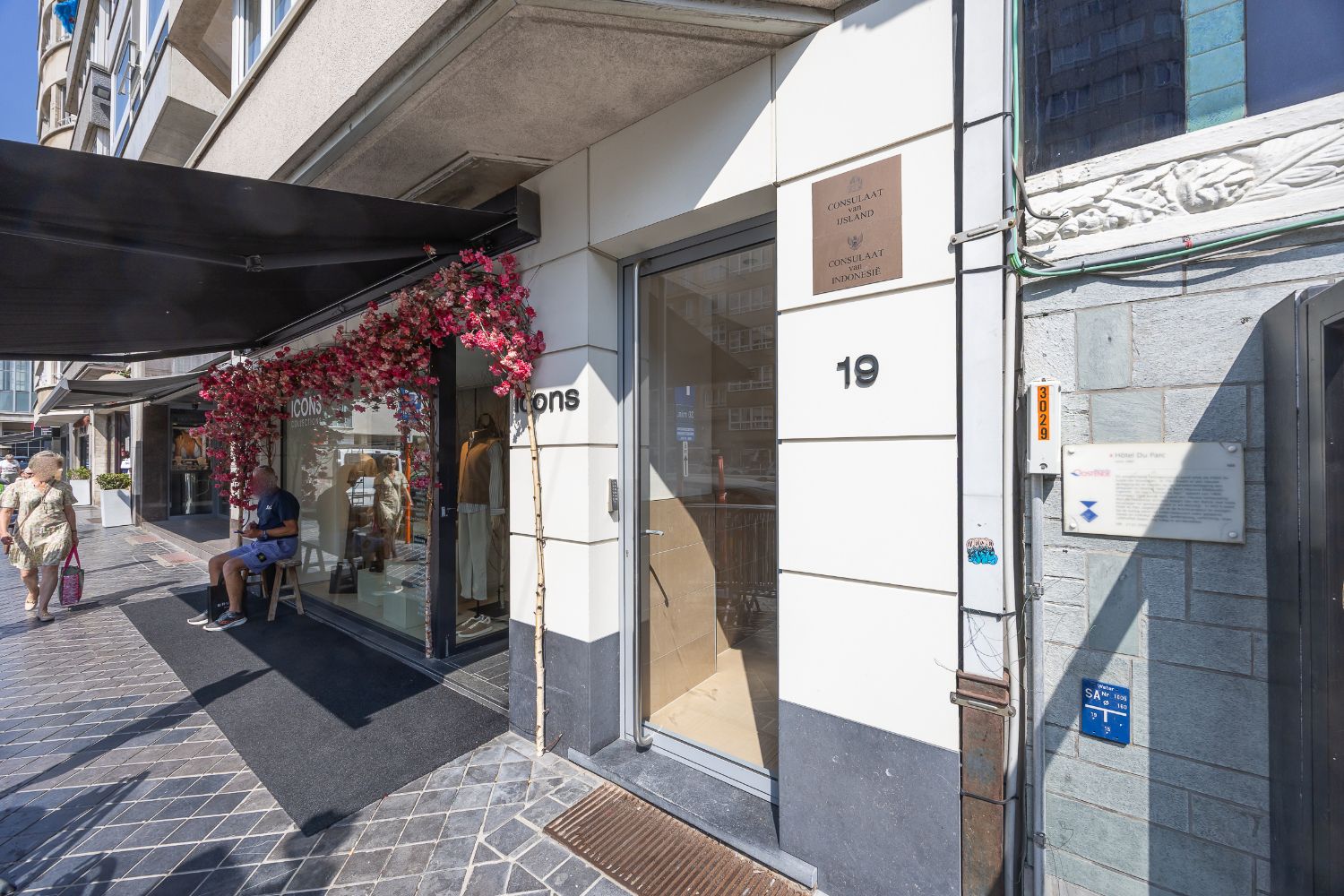 Ruim, gerenoveerd drie slaapkamer appartement in hartje Oostende foto 30