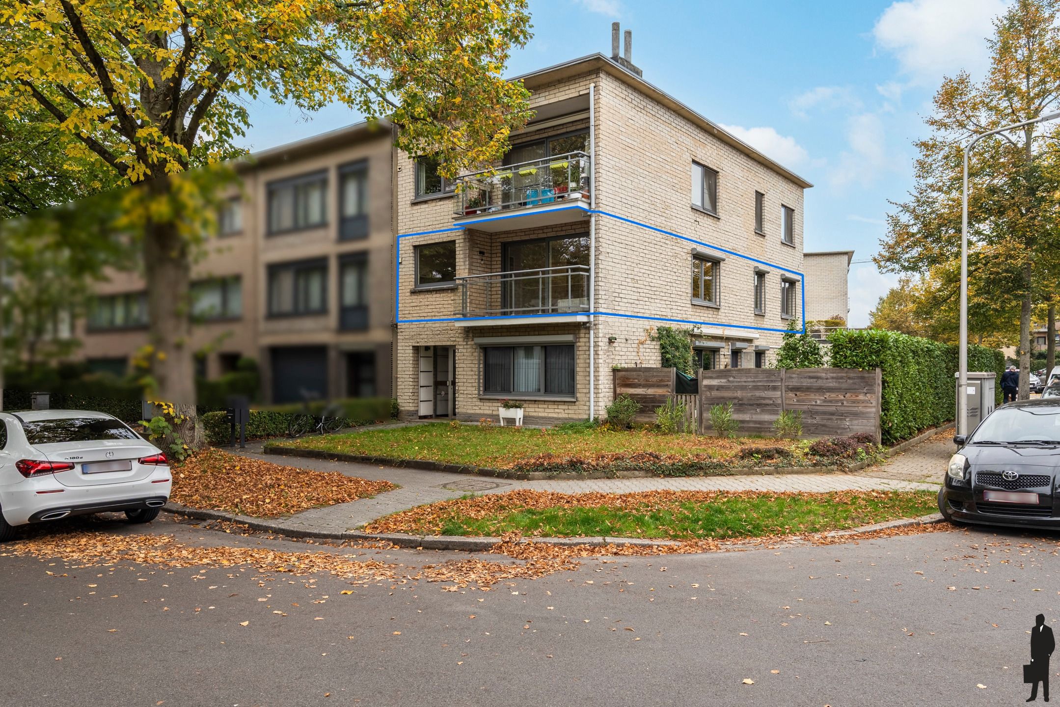 Instapklaar driekamerappartement met terras en goede ligging foto {{pictureIndex}}