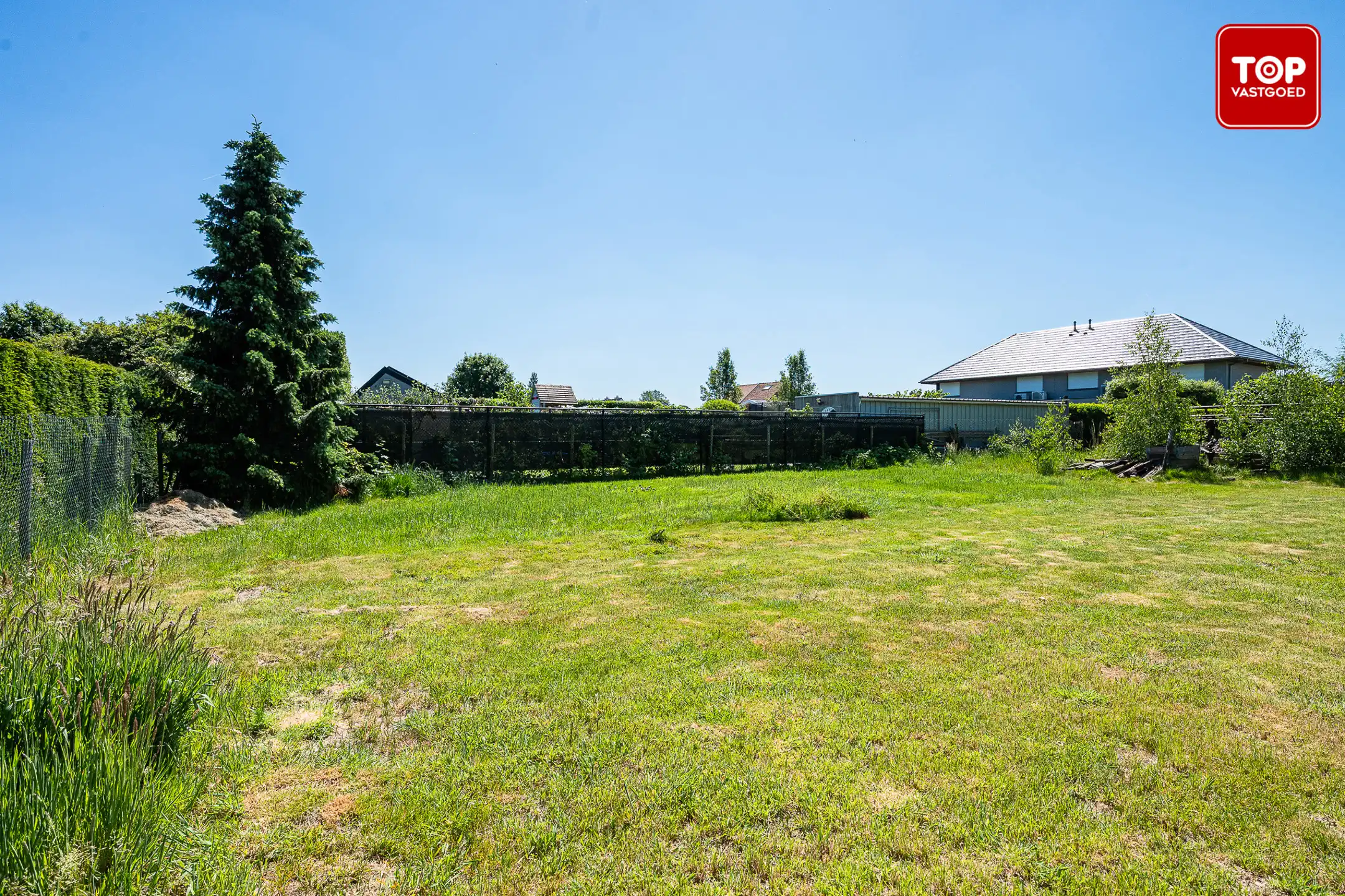 Uitzonderlijk gelegen perceel met totaal te renoveren of herop te bouwen woning.  foto 24